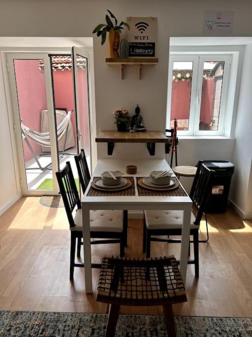 Luxury Artistic Digital Nomad Getaway W/ Terrace Lejlighed Lisboa Eksteriør billede