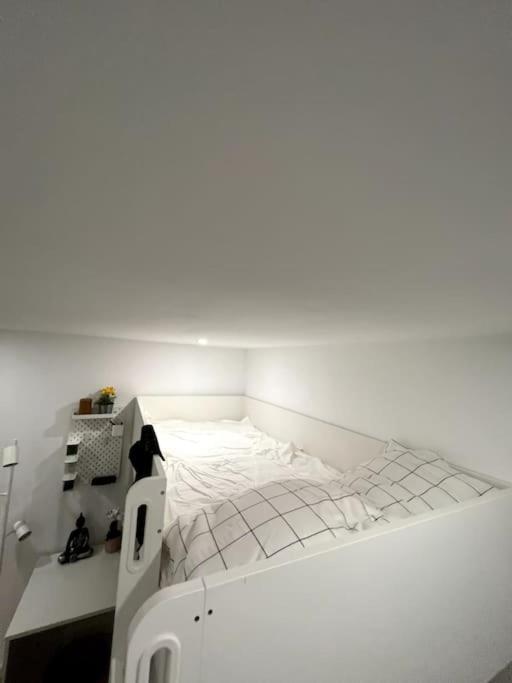 Luxury Artistic Digital Nomad Getaway W/ Terrace Lejlighed Lisboa Eksteriør billede