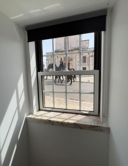 Luxury Artistic Digital Nomad Getaway W/ Terrace Lejlighed Lisboa Eksteriør billede