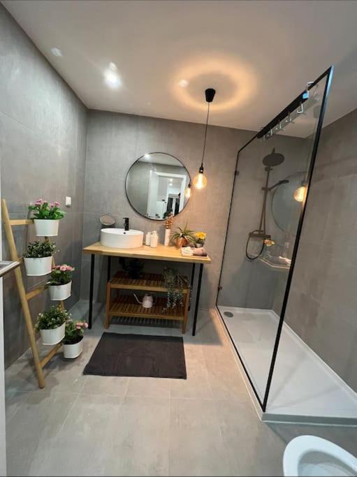 Luxury Artistic Digital Nomad Getaway W/ Terrace Lejlighed Lisboa Eksteriør billede